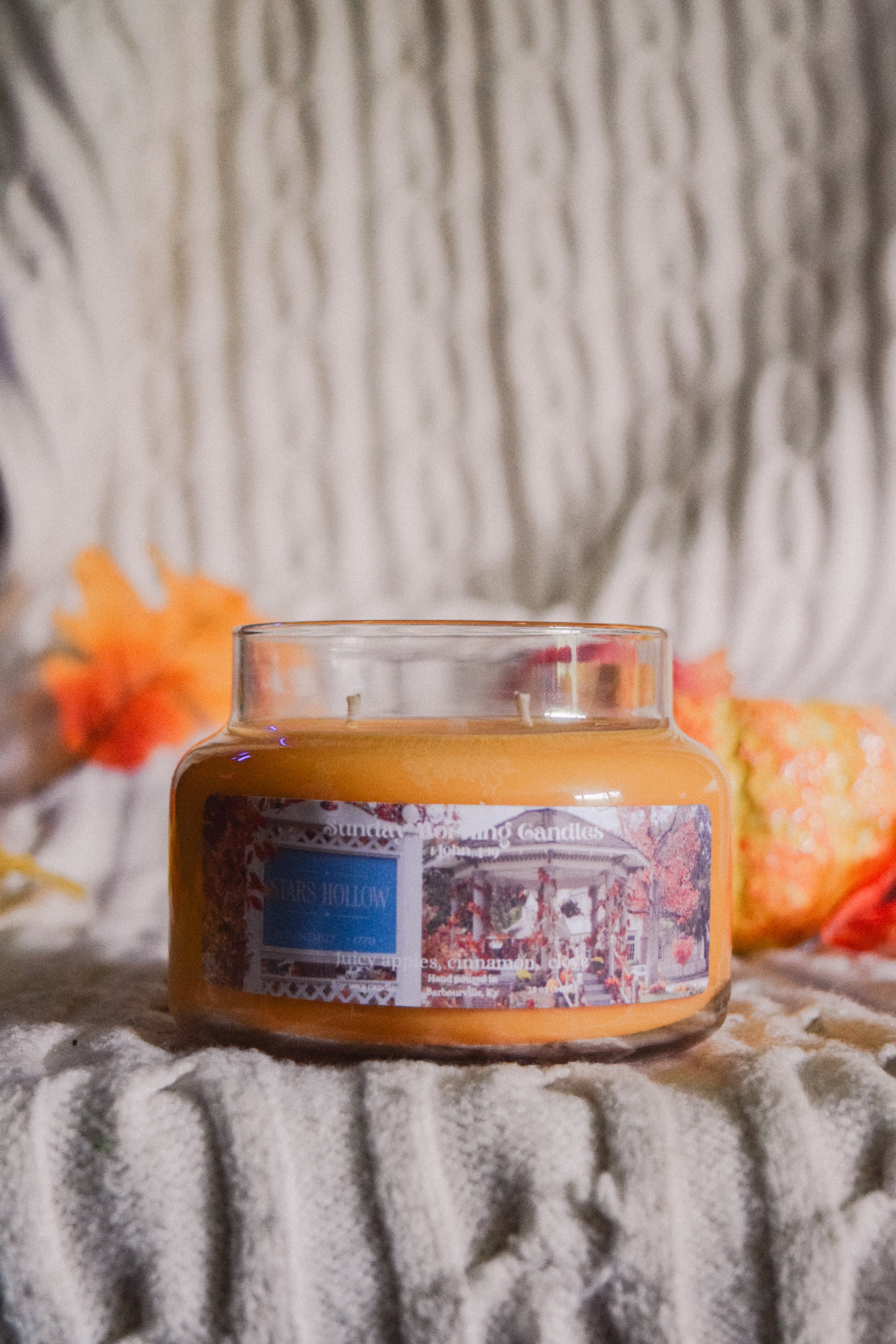 12 Ounce Stars Hollow Candle